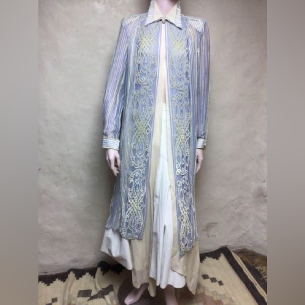 1990s Michael Casey Vintage Creme White & Baby Blue Striped 100% Silk Garment